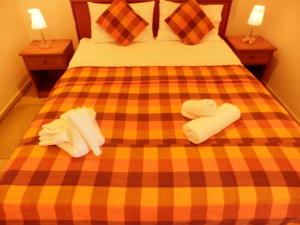Lanka Beach Hotel Ettukala Ngoại thất bức ảnh