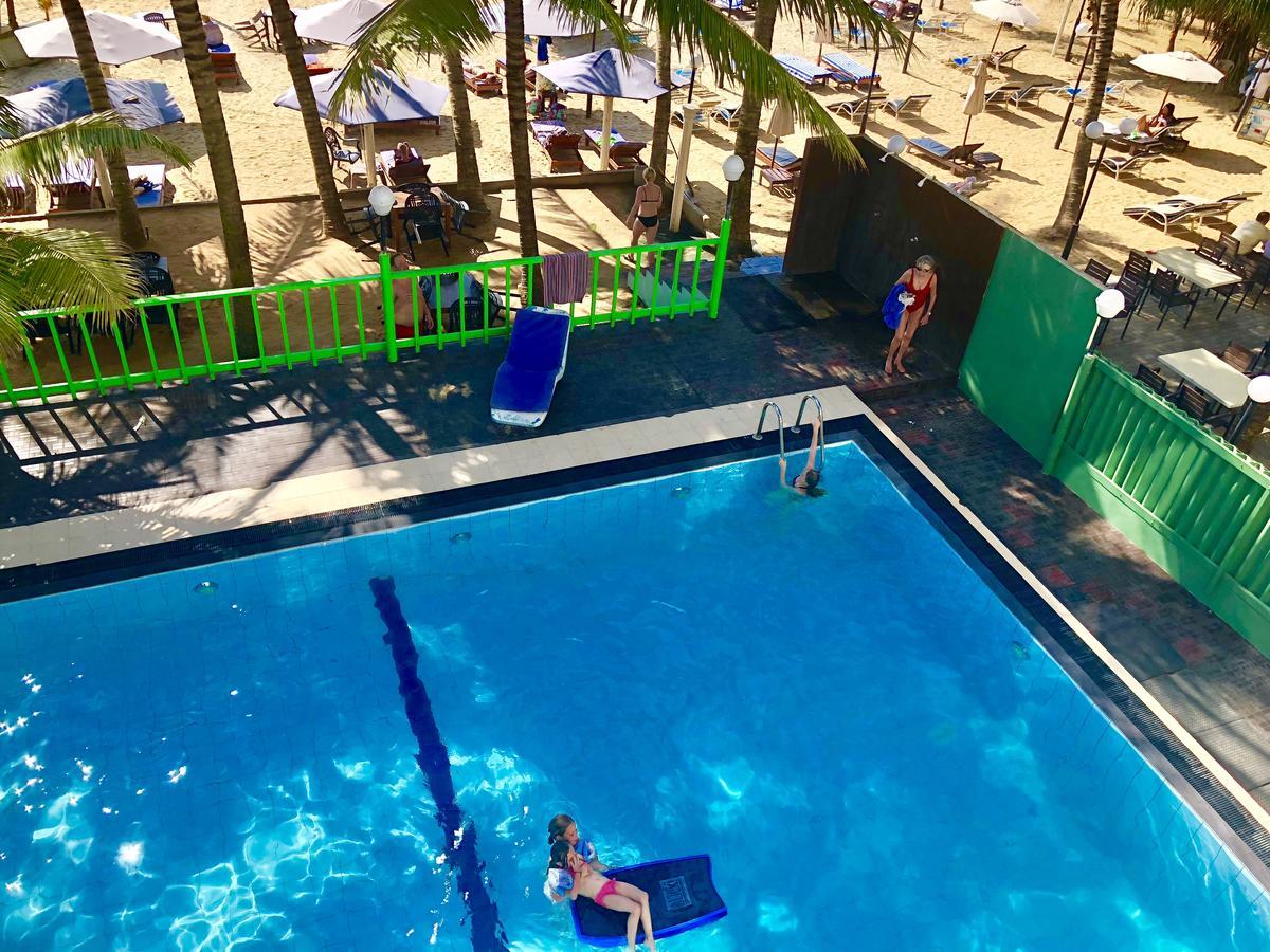 Lanka Beach Hotel Ettukala Ngoại thất bức ảnh