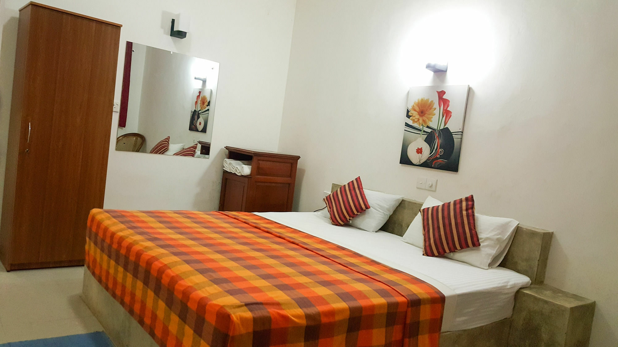 Lanka Beach Hotel Ettukala Ngoại thất bức ảnh
